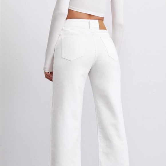 H&M Denim - White mom wide leg jeans